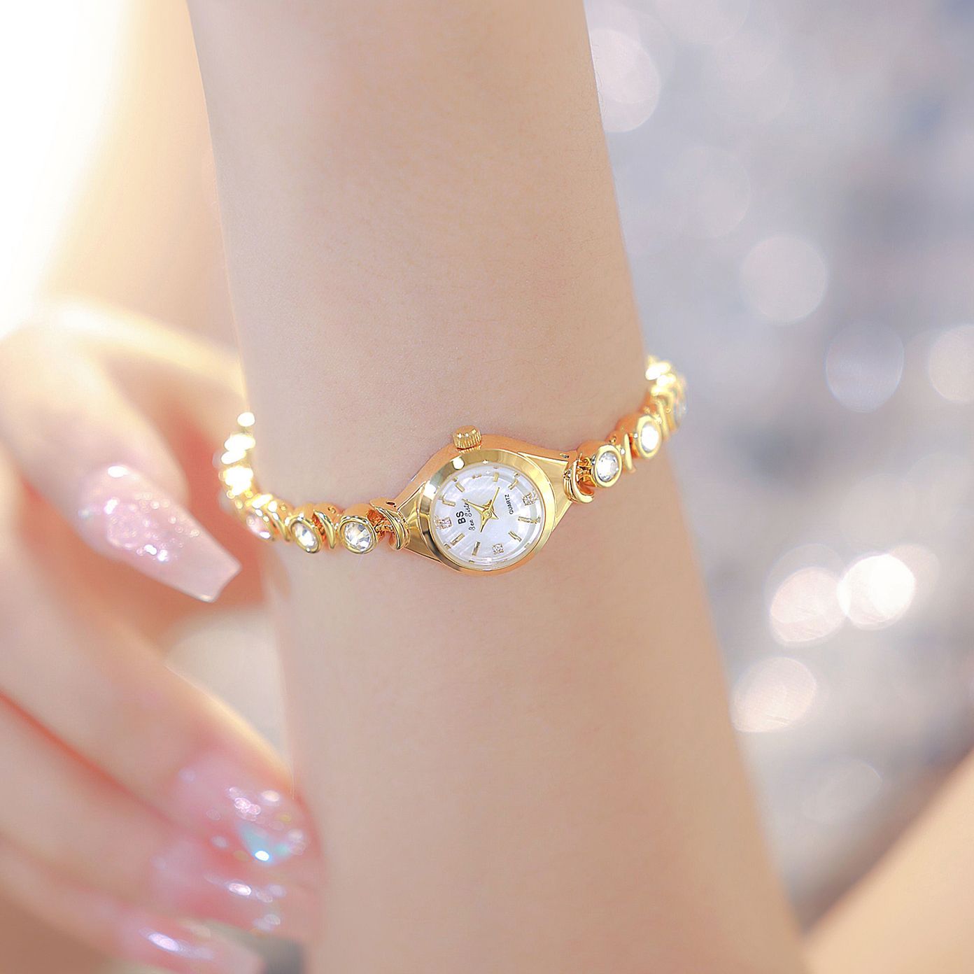 Luxury Watch List - Montre-bracelet à quartz étanche pour femme,