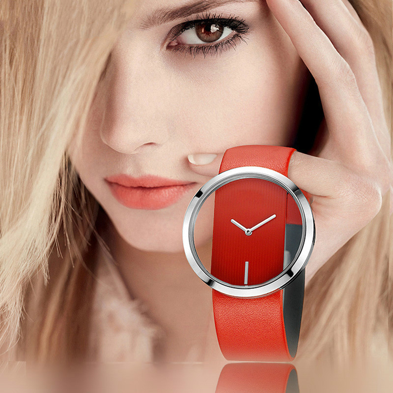 Luxury Watch With Leather Strap - Montre de luxe avec bracelet en