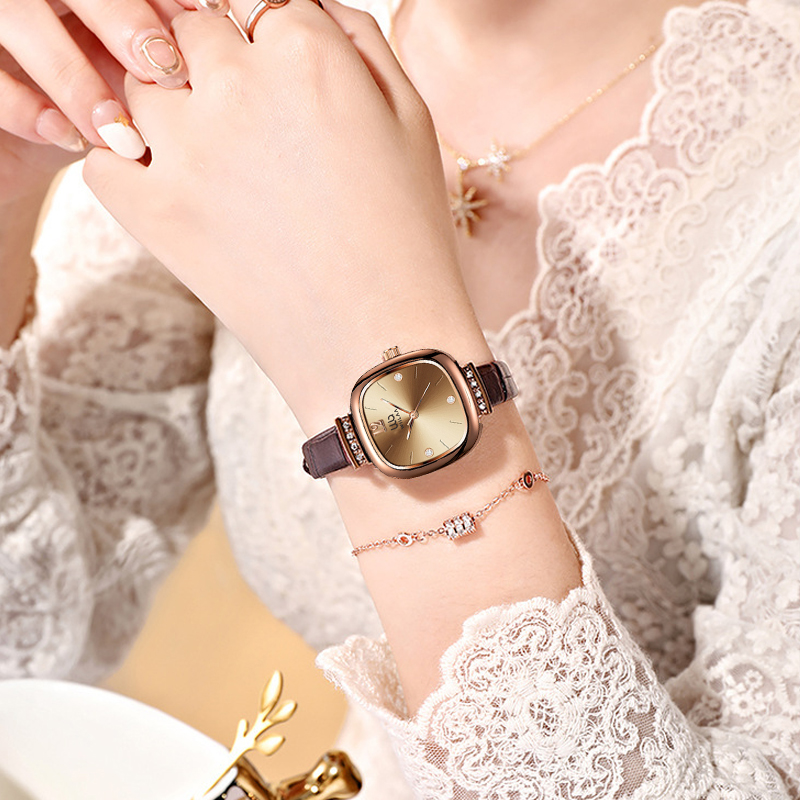 Montre carrée en or rose pour  - Luxury Watch With Leather Strap avis et prix